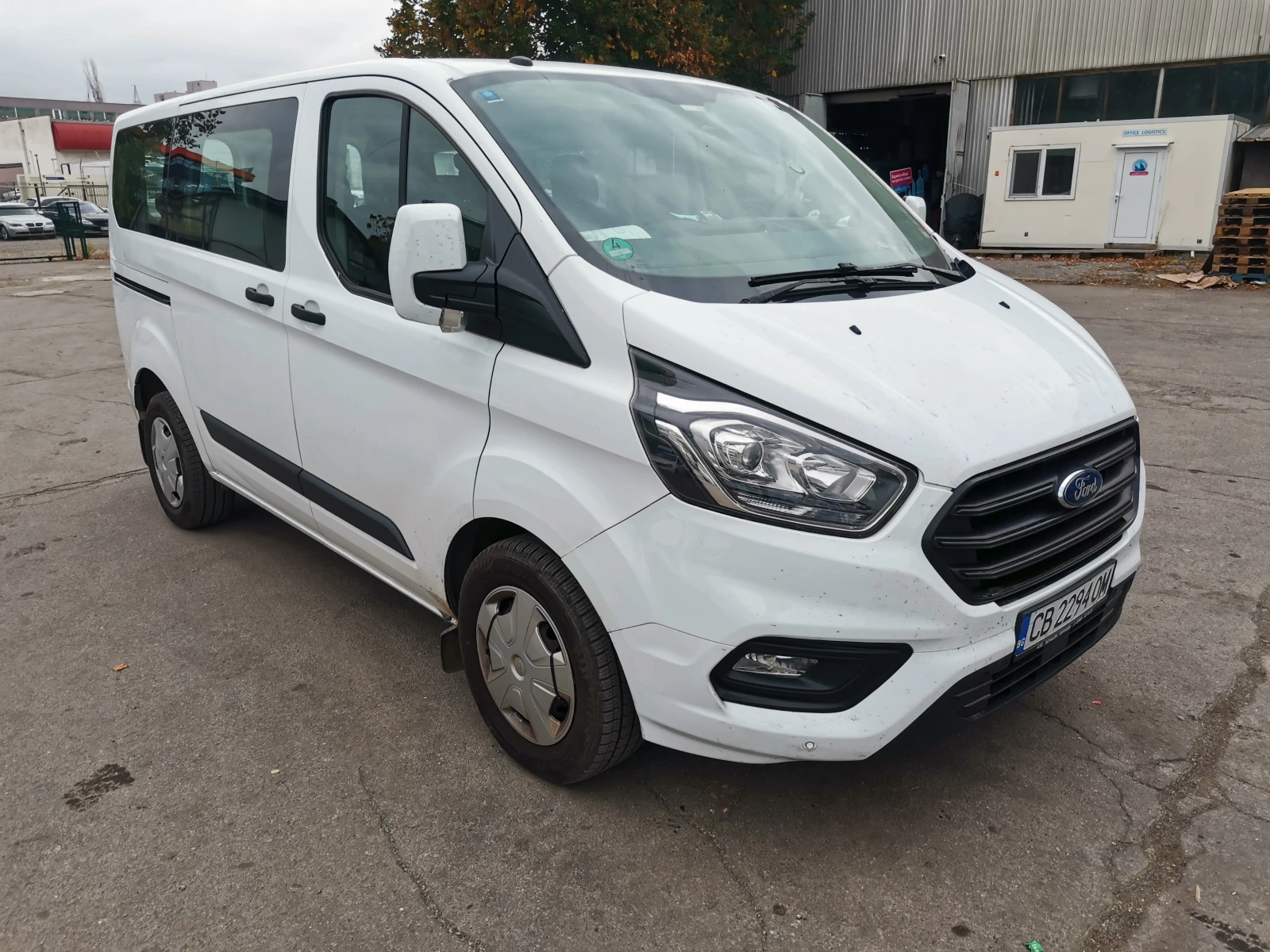 Ford Transit Custom 8+ 1, снимка 6 - Бусове и автобуси - 56680587