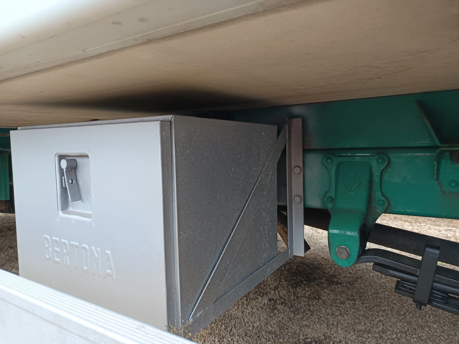 Renault Mascott Хладилен+ Борд, снимка 13 - Камиони - 53778650