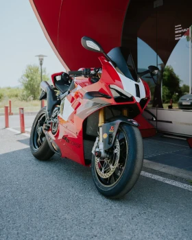 Ducati Panigale V4 R | Mobile.bg    14