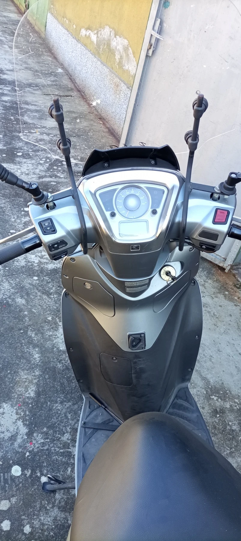 Kymco People, снимка 3 - Мотоциклети и мототехника - 54965032