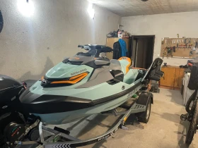      Bombardier Sea Doo Wake Pro 230