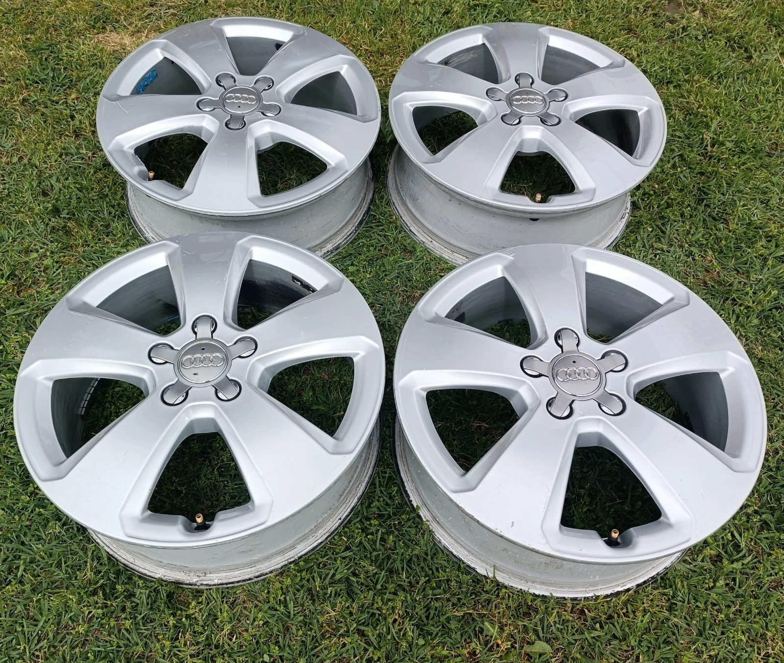 Джанти за Audi, снимка 4 - Гуми и джанти - 54390964