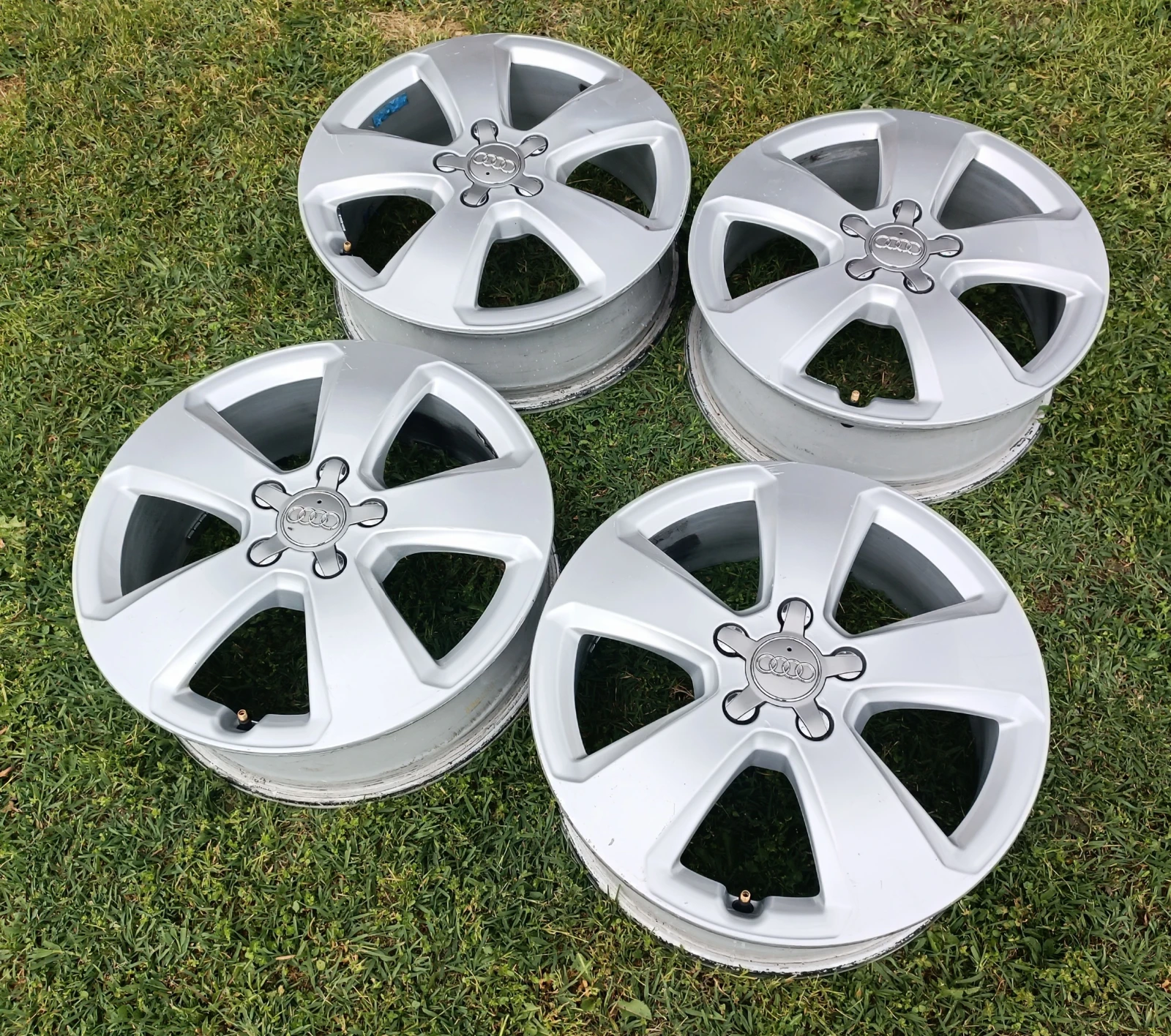 Джанти за Audi, снимка 8 - Гуми и джанти - 54390964