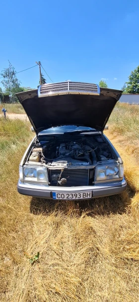 Mercedes-Benz 200, снимка 11