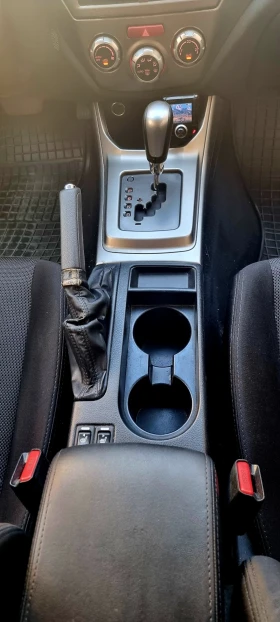 Subaru Impreza 2.0 R  | Mobile.bg    6