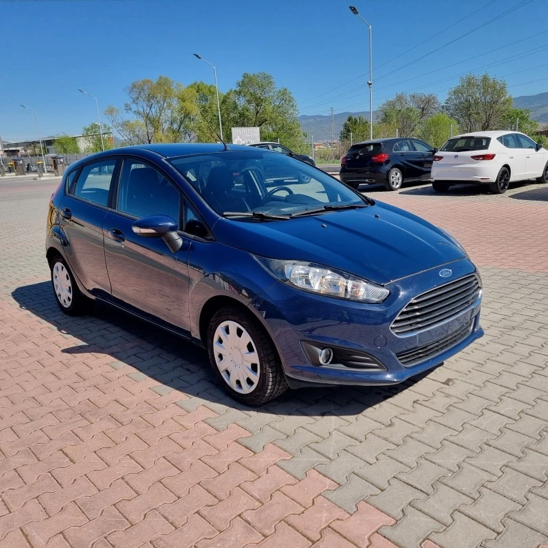 Ford Fiesta 1.2, снимка 5 - Автомобили и джипове - 45219133