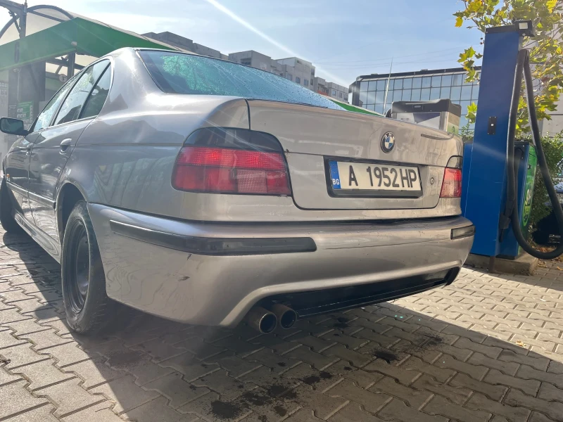 BMW 528, снимка 8 - Автомобили и джипове - 47761573