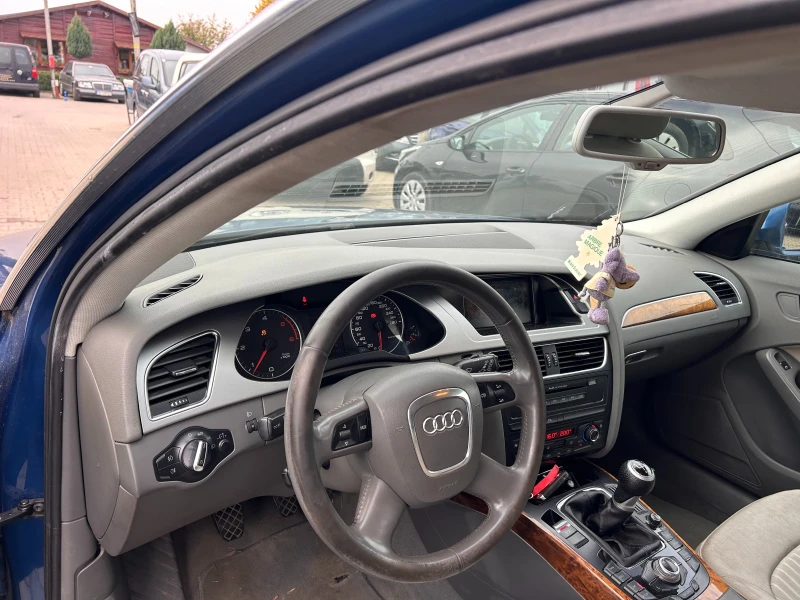 Audi A4 2.0TDI NAVI , снимка 11 - Автомобили и джипове - 47764417