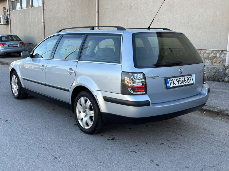 VW Passat 5 2.3 газов инж, снимка 3 - Автомобили и джипове - 48122568