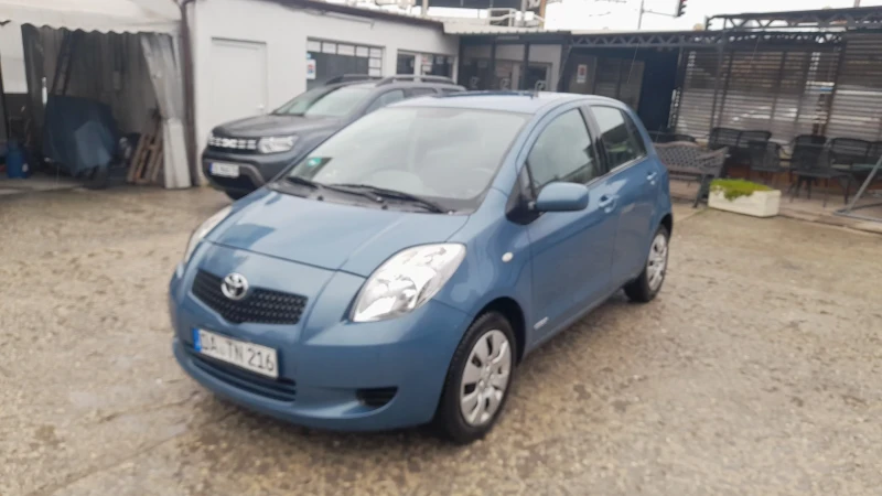 Toyota Yaris Германия 1.0 бензин 69 кс, снимка 8 - Автомобили и джипове - 48646164