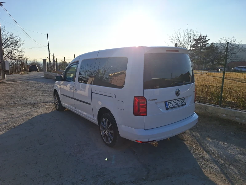 VW Caddy Maxi, снимка 5 - Автомобили и джипове - 49105610