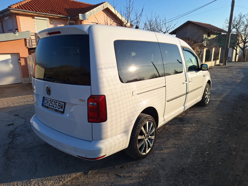 VW Caddy Maxi, снимка 8 - Автомобили и джипове - 49105610