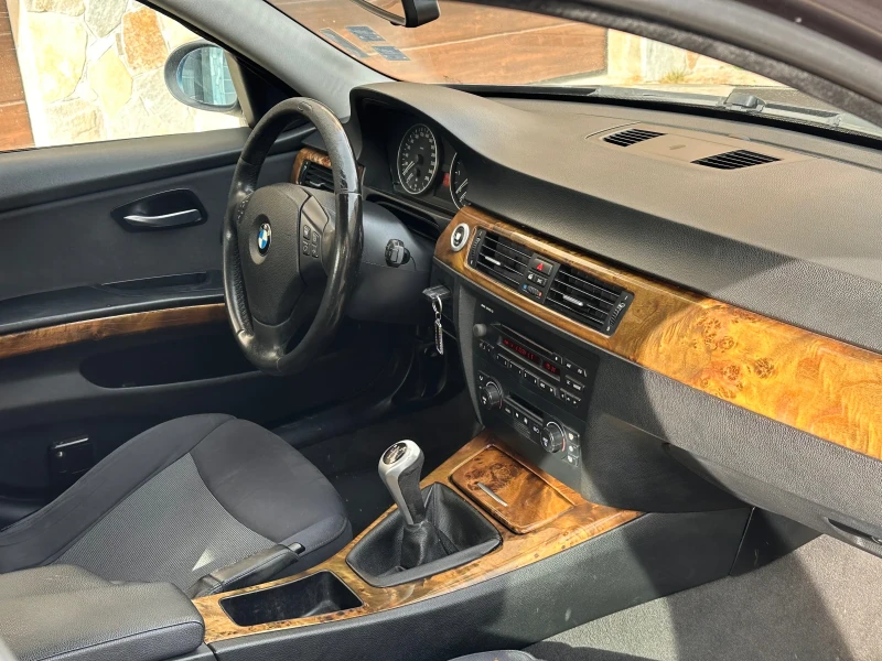 BMW 320 Газ, снимка 8 - Автомобили и джипове - 49496170