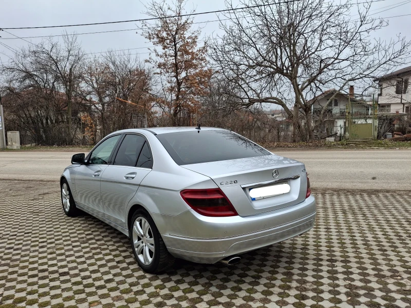 Mercedes-Benz C 220 OM646 Avantgarde , снимка 7 - Автомобили и джипове - 49526800