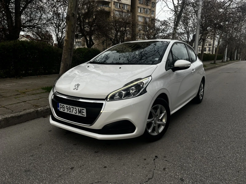 Peugeot 208 1.2 Led, снимка 1 - Автомобили и джипове - 49529649