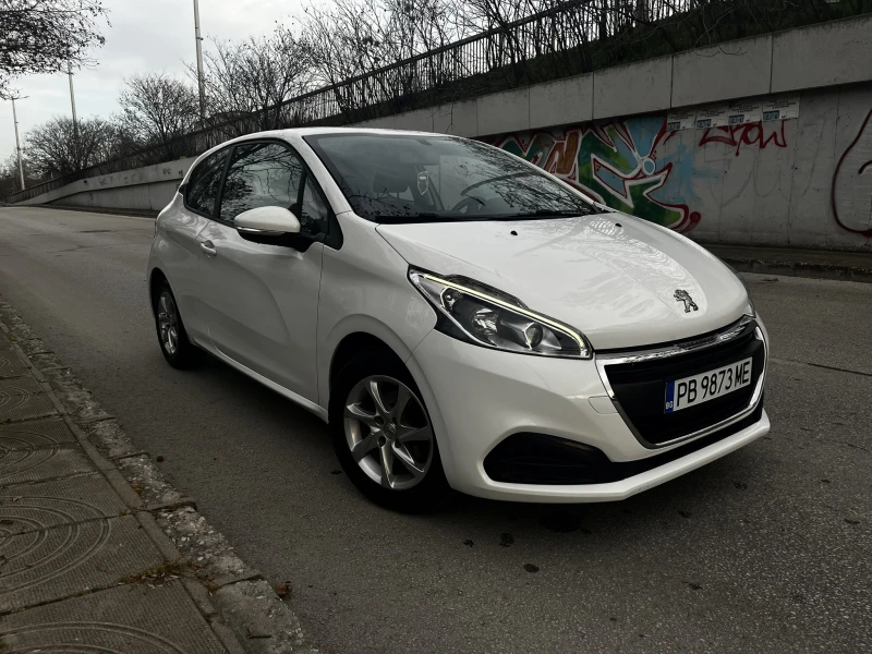 Peugeot 208 1.2 Led, снимка 3 - Автомобили и джипове - 49529649