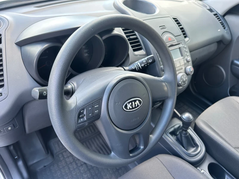 Kia Soul 1.6CRDI* REALNI KM* , снимка 9 - Автомобили и джипове - 50555884