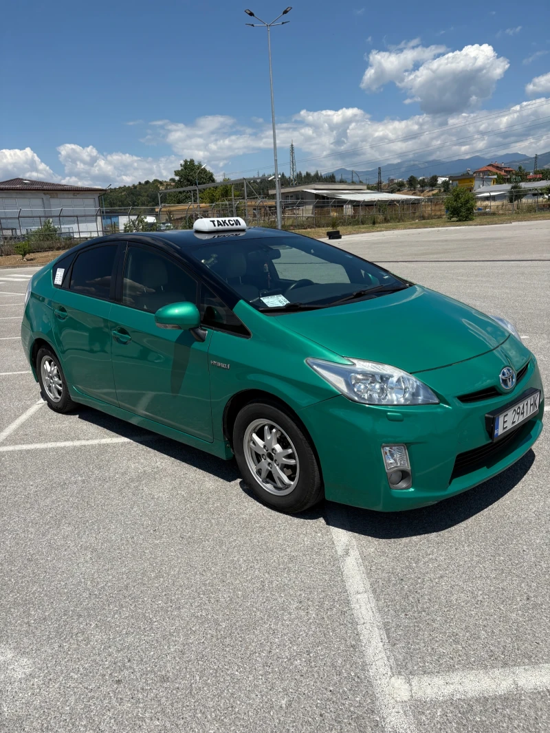 Toyota Prius, снимка 7 - Автомобили и джипове - 50853579