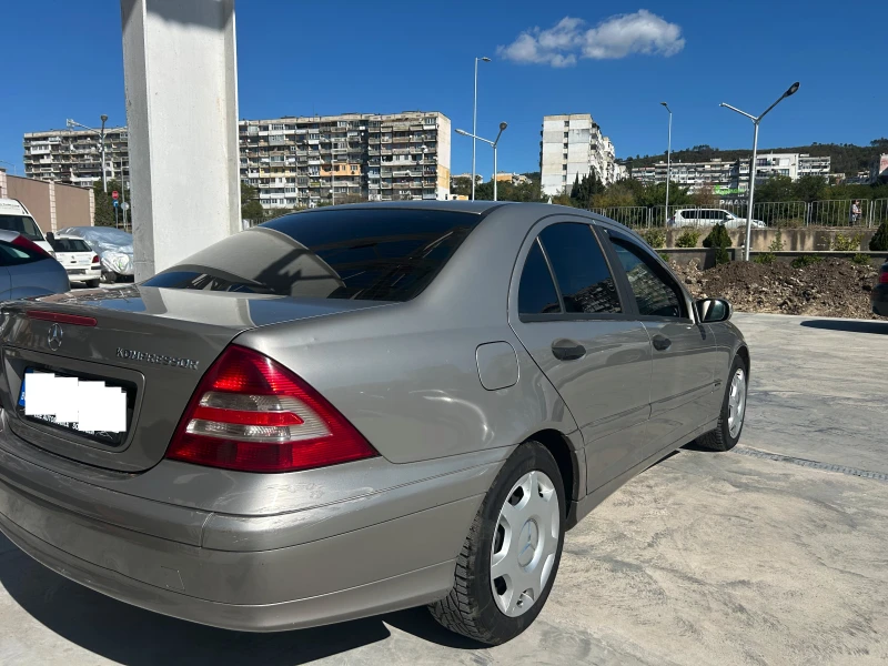 Mercedes-Benz C 200, снимка 5 - Автомобили и джипове - 52286150