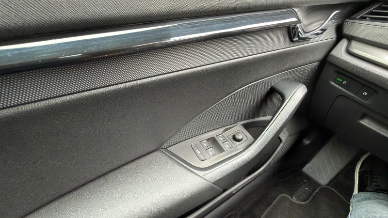 Skoda Octavia 2.0 TDI 150 , снимка 10 - Автомобили и джипове - 52309543