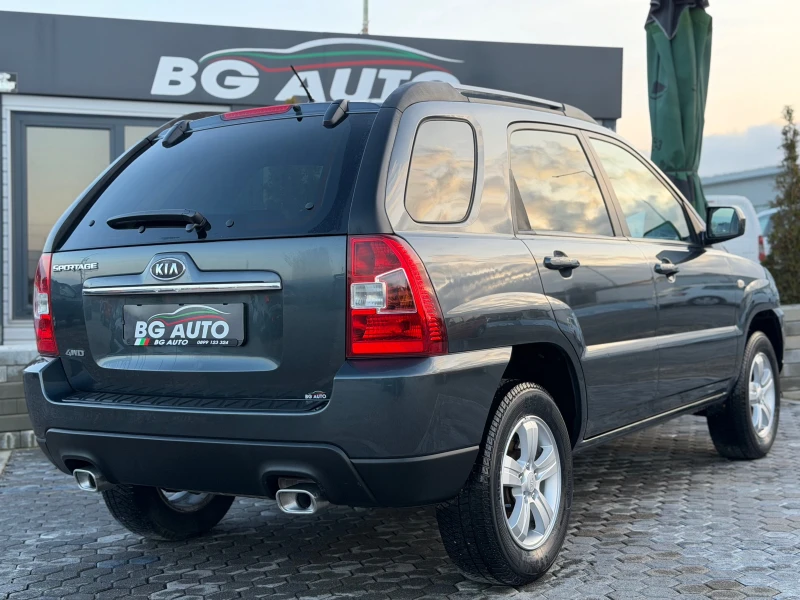 Kia Sportage = 4X4= ИТАЛИЯ= ГАЗ= BIFUEL= 151 ХИЛЯДИ= , снимка 4 - Автомобили и джипове - 52451286