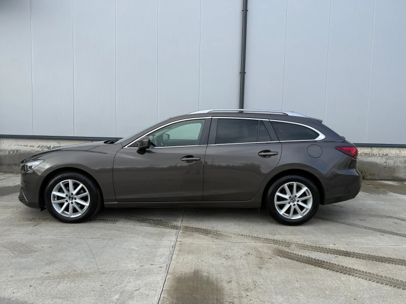 Mazda 6 2.0 Автоматик Facelift , снимка 9 - Автомобили и джипове - 53381973