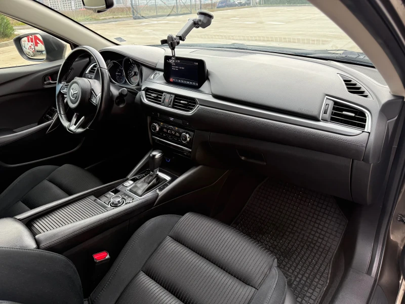 Mazda 6 2.0 Автоматик Facelift , снимка 15 - Автомобили и джипове - 53381973