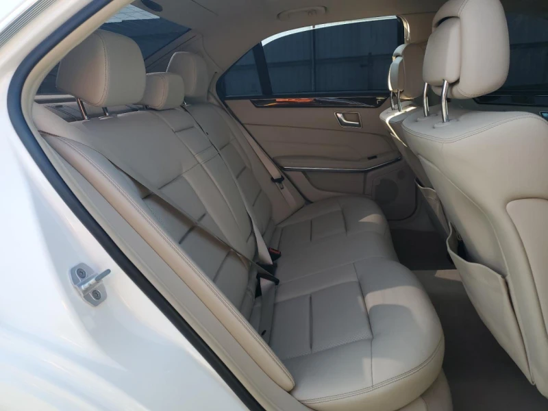 Mercedes-Benz E 350 HARMAN KARDON* AMBIENT* ПОДГРЕВИ* ЛЕД, снимка 10 - Автомобили и джипове - 53512537