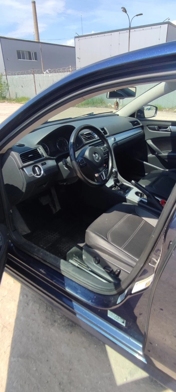 VW Passat 2.5, снимка 6 - Автомобили и джипове - 54359837