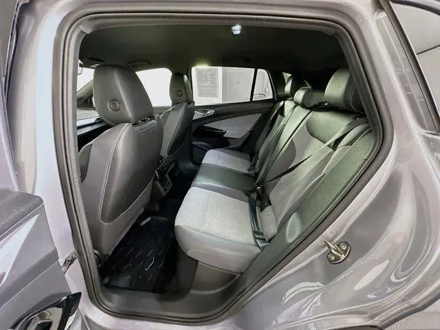VW ID.4 Pro, снимка 14 - Автомобили и джипове - 55511873