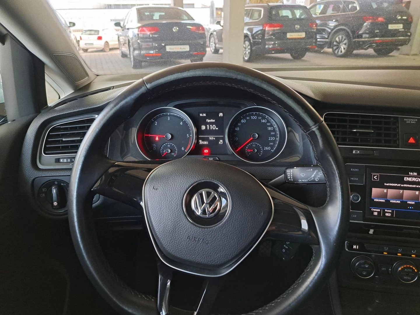 VW Golf Trendline 1.6TDI BMT - изображение 9