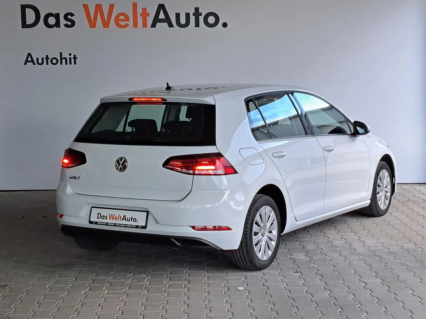 VW Golf Trendline 1.6TDI BMT - изображение 2