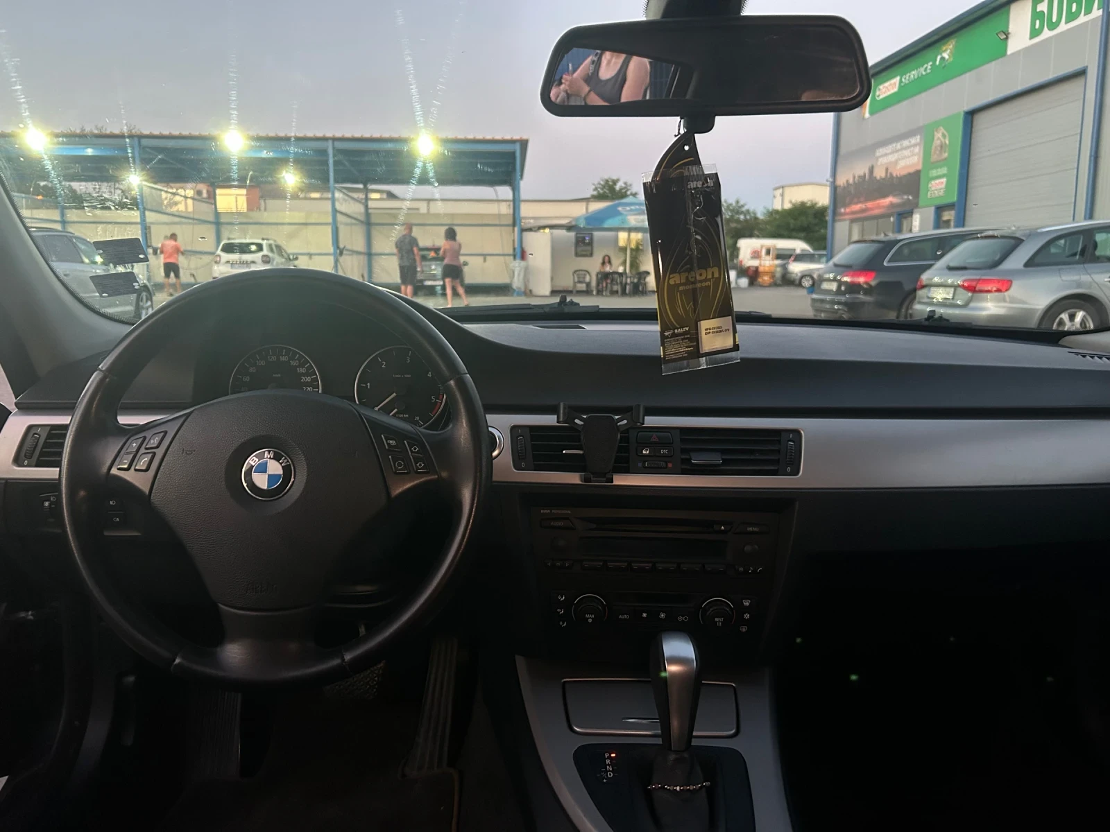 BMW 320  - изображение 5