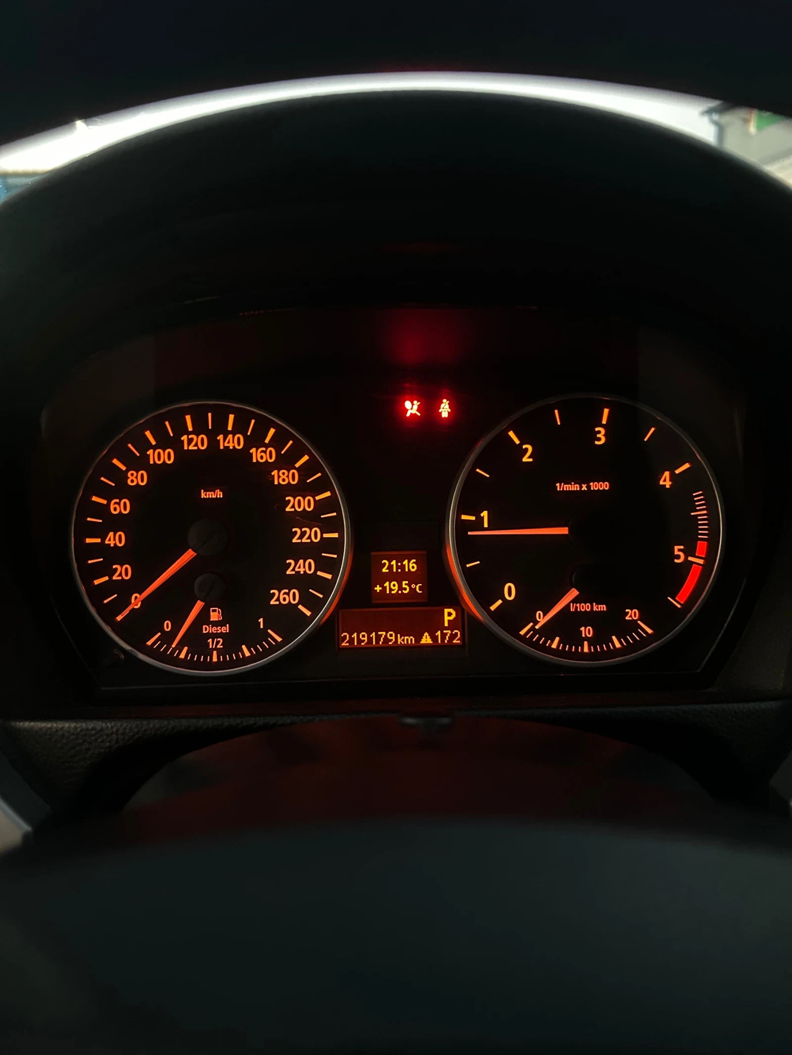BMW 320  - изображение 7