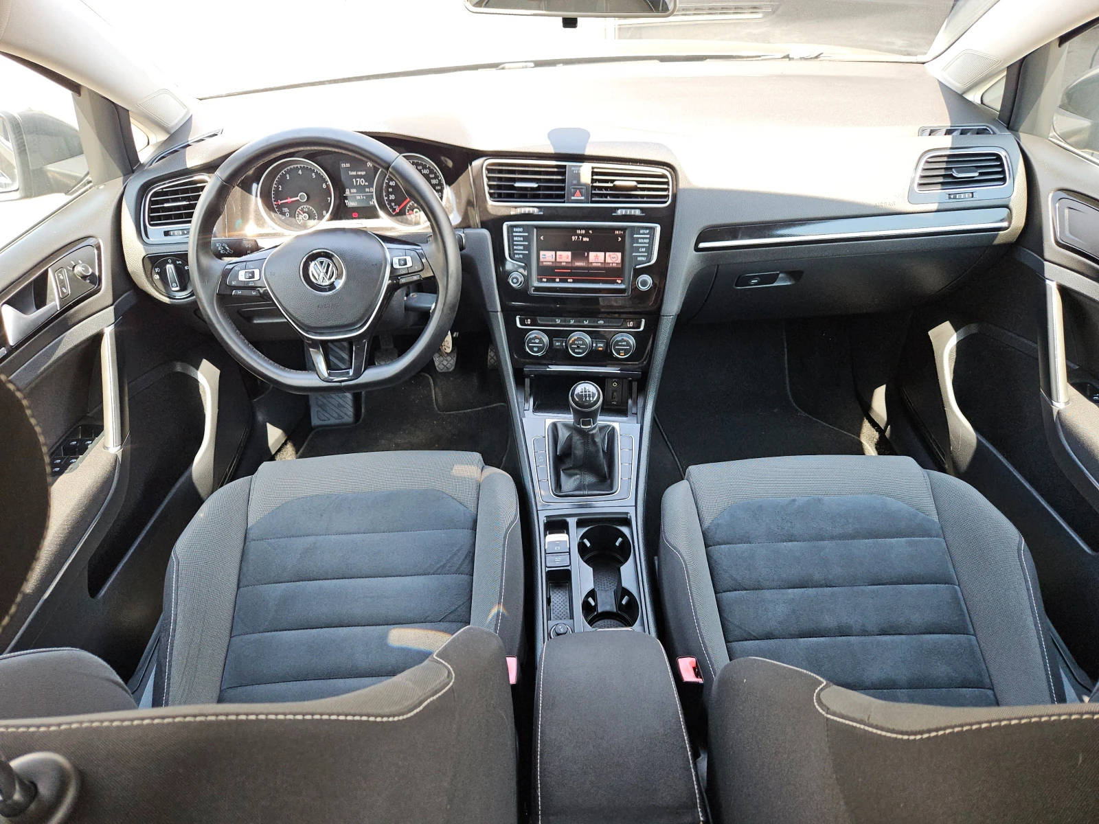 VW Golf 1.4TGI/117000km/6ск/ACC/NAVI/БЛУТУТ/EURO 6B/ТОП - изображение 10