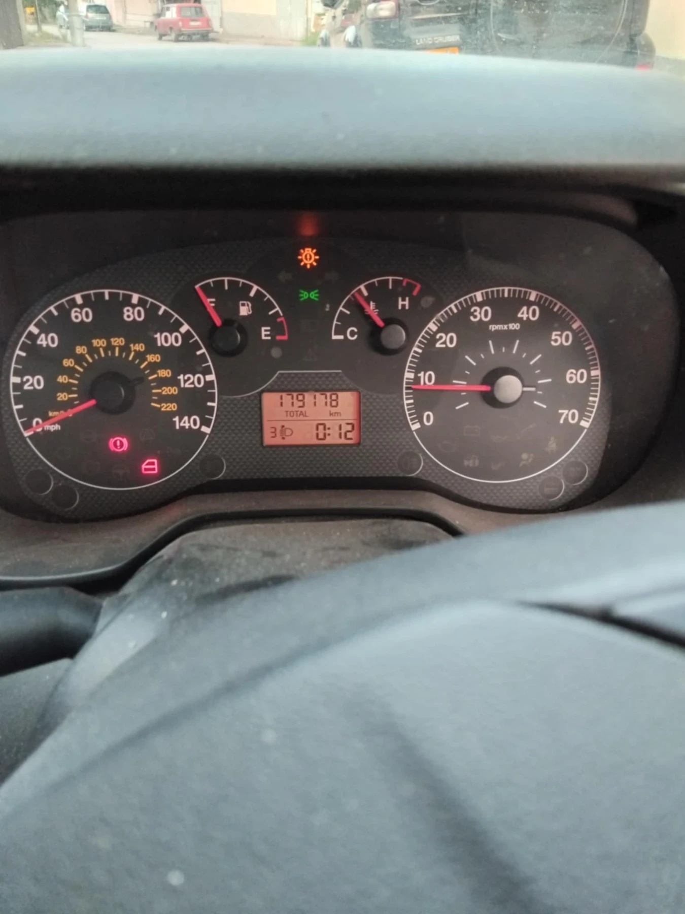Fiat Punto 1.2 - изображение 8