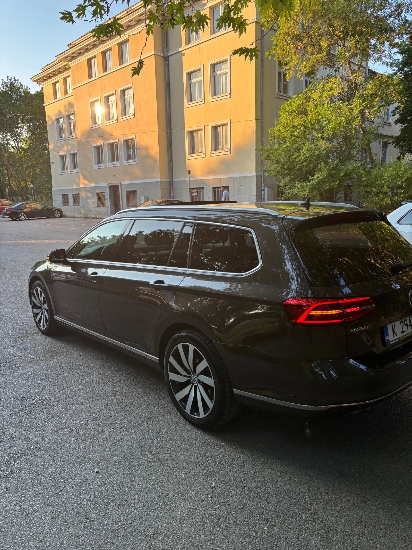 VW Passat R Line BluMotion - изображение 4