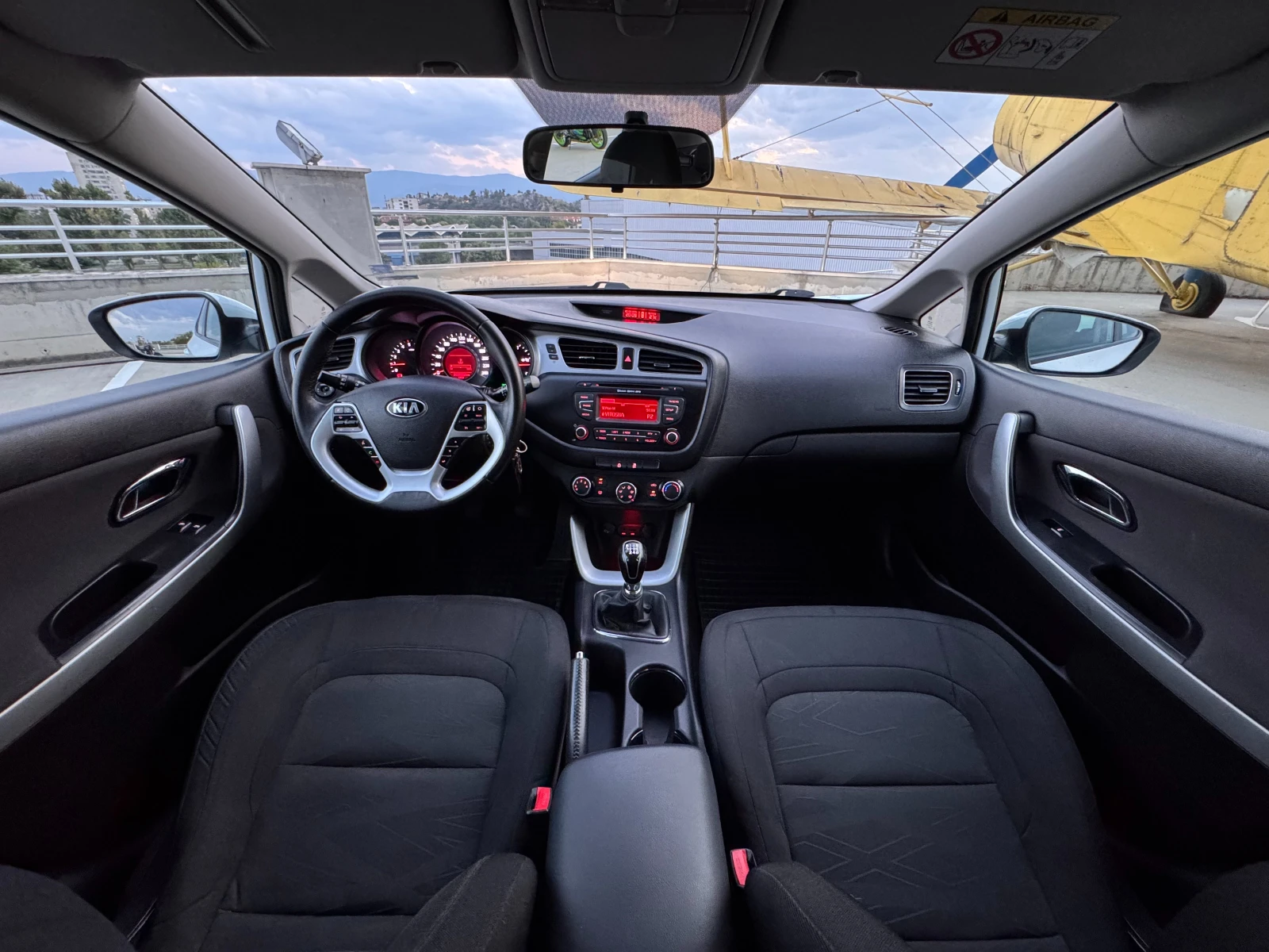 Kia Ceed - 1.4 CRDi - Face - Euro 5B - Регистрирана - - изображение 7
