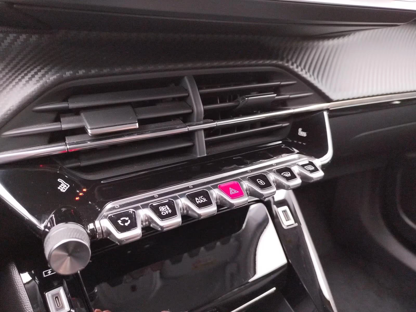 Peugeot 2008 ALLURE/136HP/CAM/LED/L.ASSIST/DIGI/634g - изображение 10