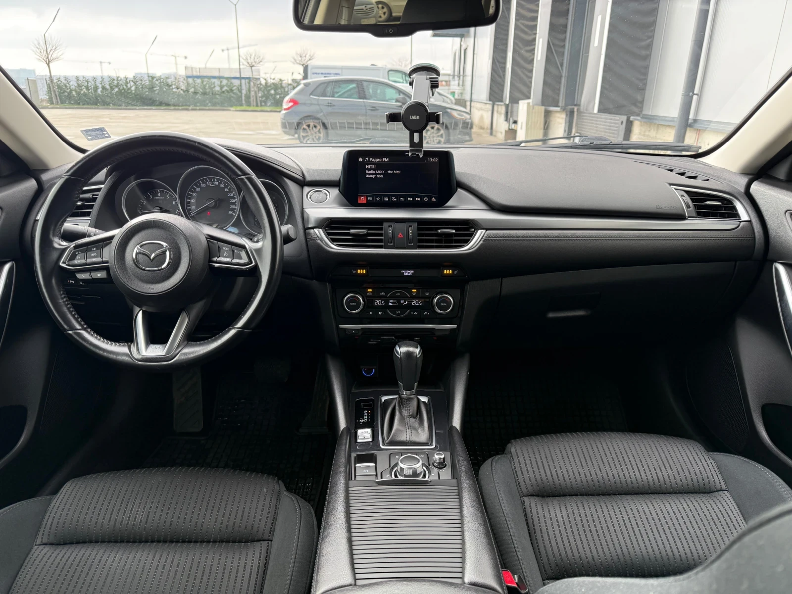 Mazda 6 2.0 Автоматик Facelift , снимка 17 - Автомобили и джипове - 53763547
