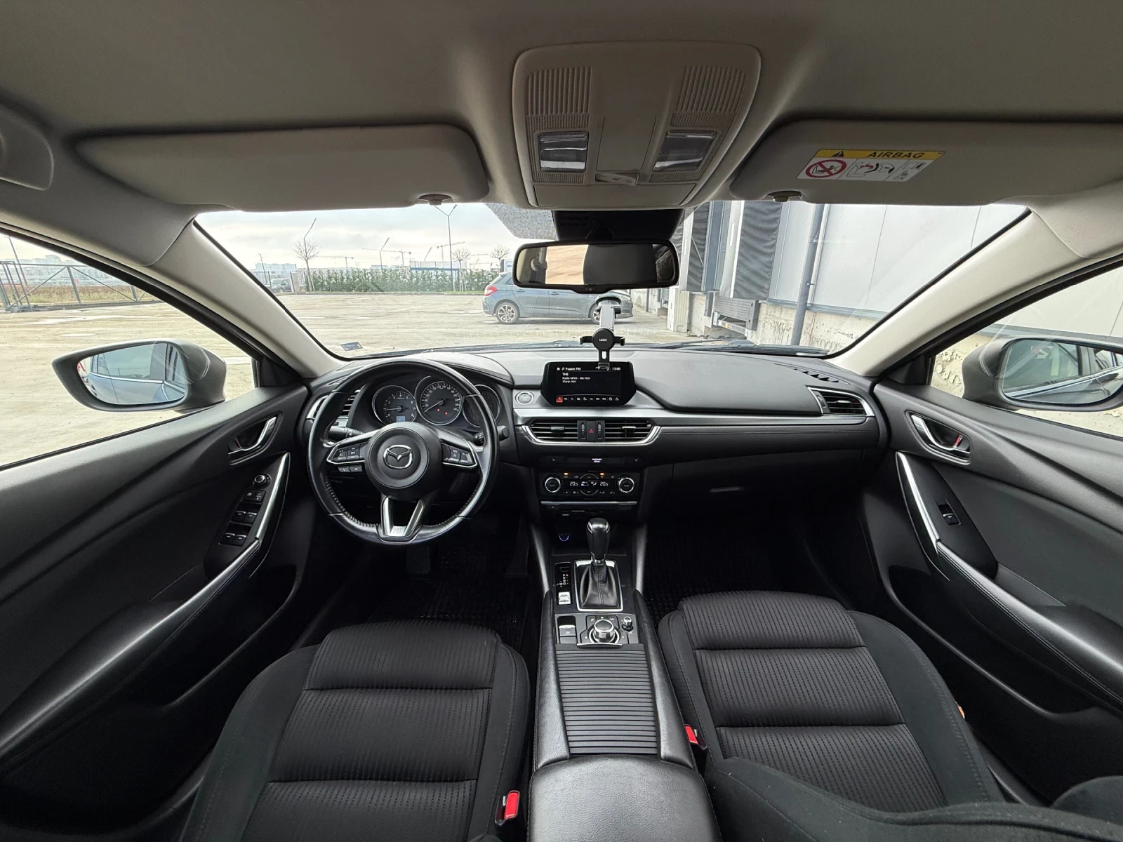 Mazda 6 2.0 Автоматик Facelift , снимка 13 - Автомобили и джипове - 53763547