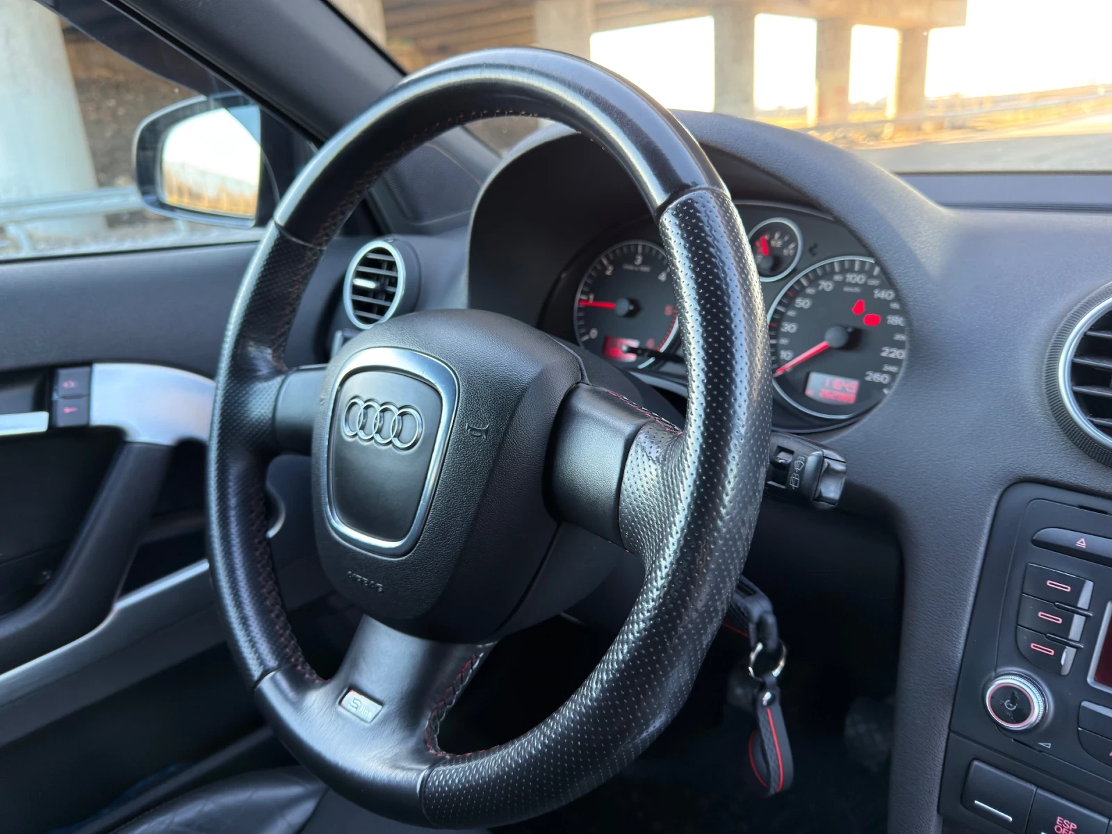 Audi A3 2.0TDI * Sline*  - изображение 6