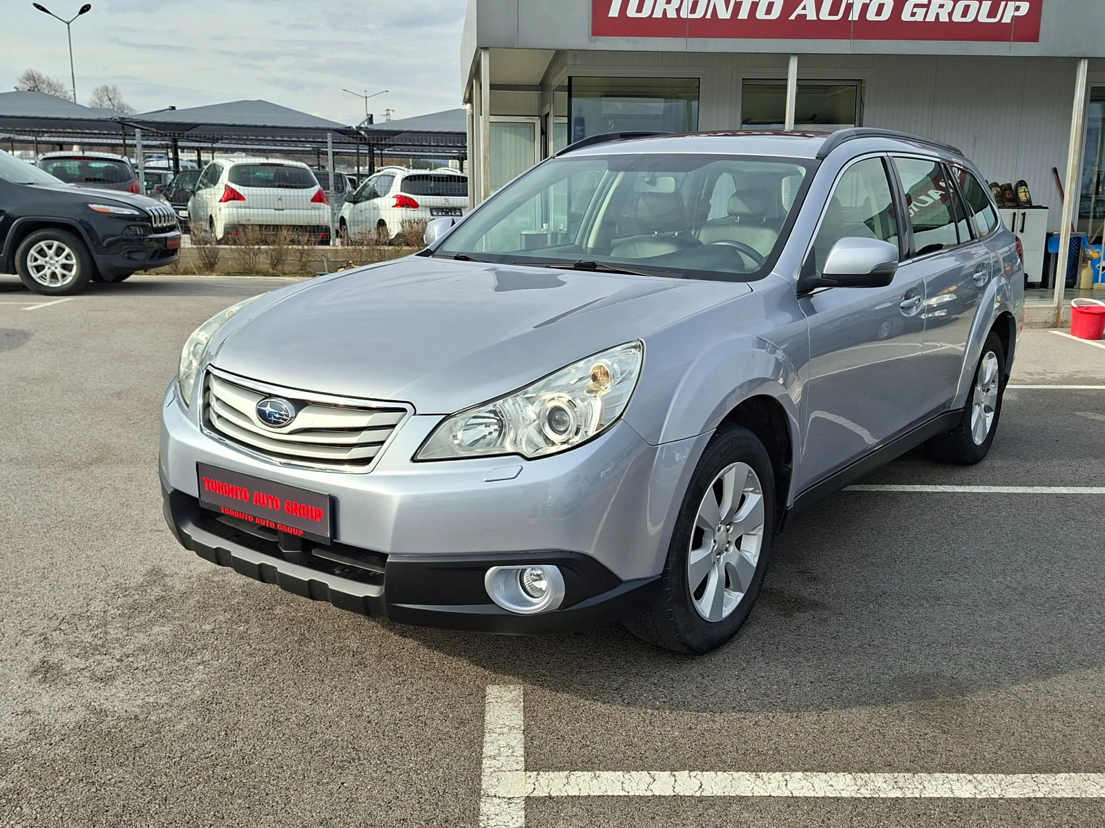Subaru Outback 2.5i ALL SUMMETRICAL