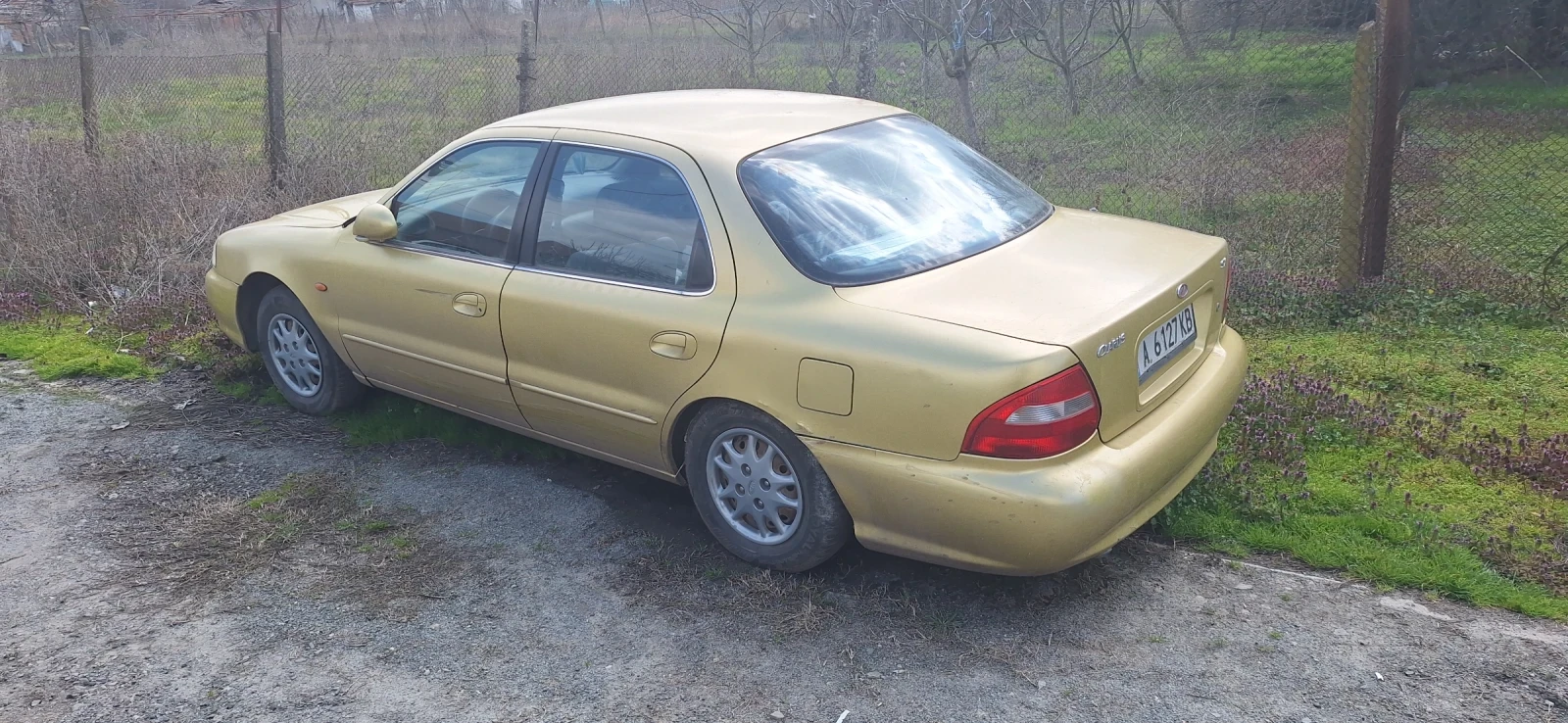 Kia Clarus, снимка 5 - Автомобили и джипове - 53925866