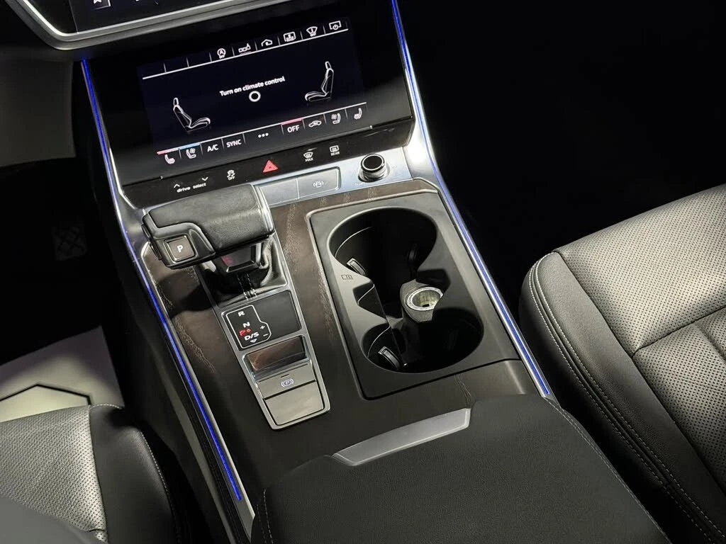 Audi A6 45 TFSI* Technik* AвтоКредит * (ЦЕНА ДО БГ), снимка 10 - Автомобили и джипове - 54002626