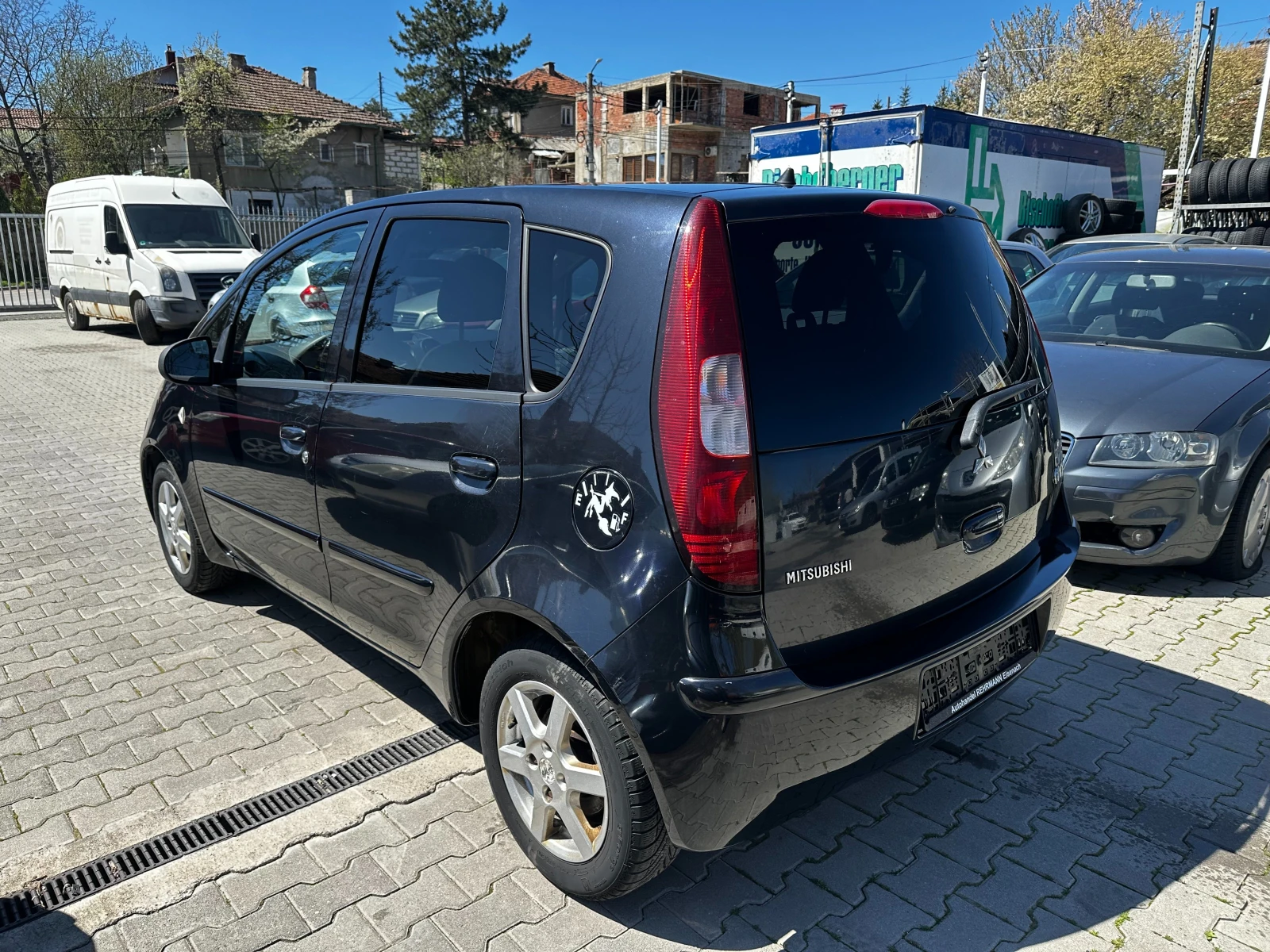 Mitsubishi Colt 1.3 95к.с , снимка 3 - Автомобили и джипове - 54145052