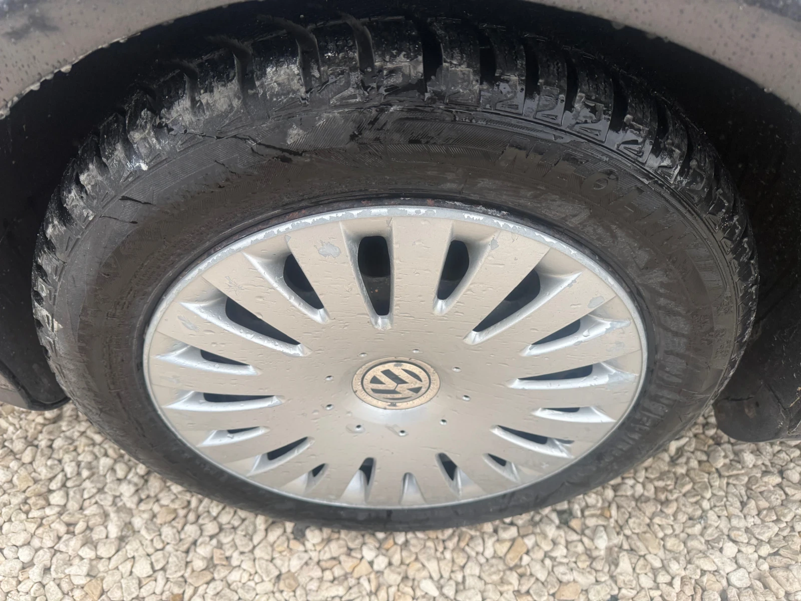 VW Passat 1.9TDI BLS, снимка 13 - Автомобили и джипове - 54308890