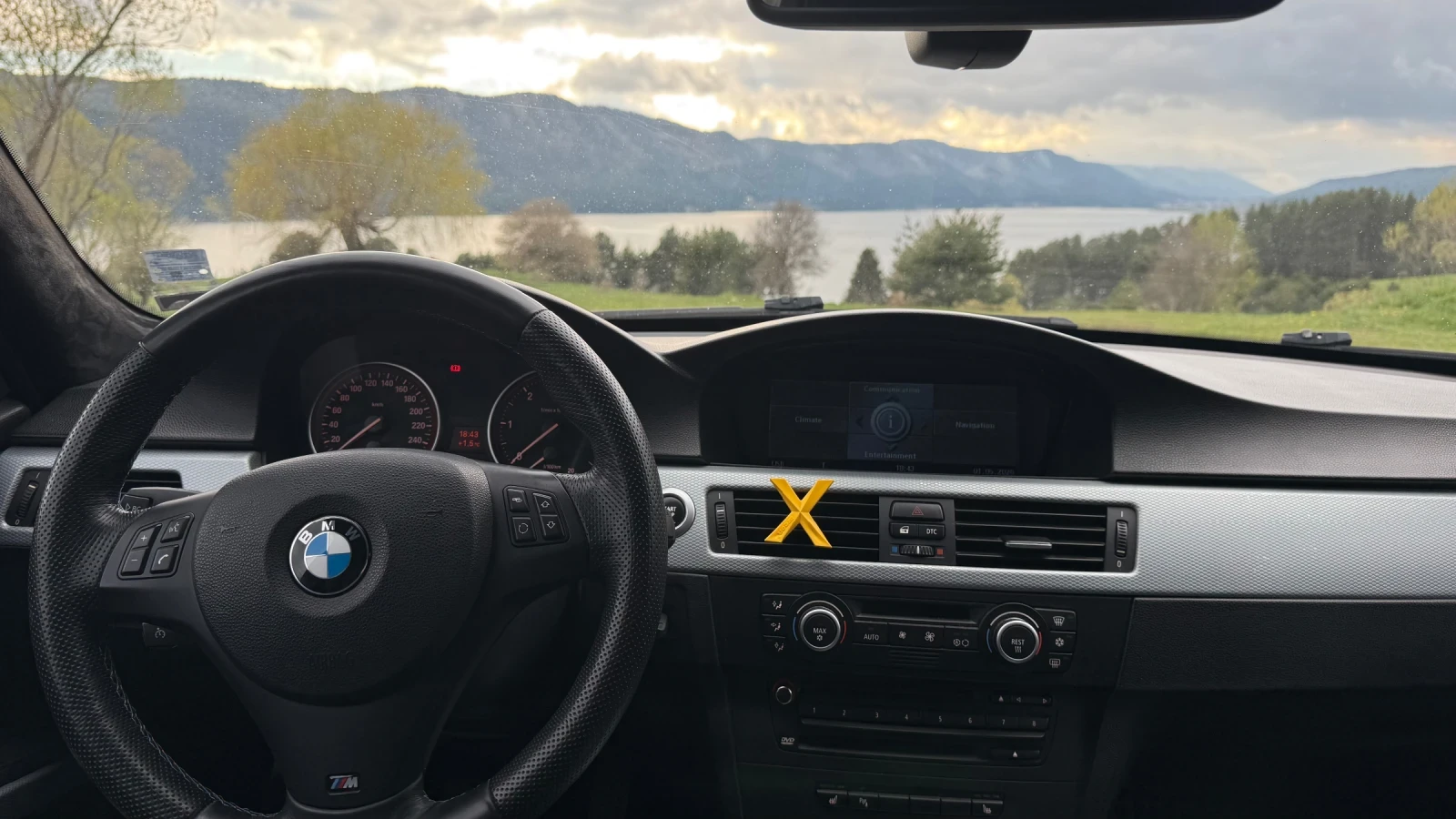 BMW 330, снимка 12 - Автомобили и джипове - 54382533
