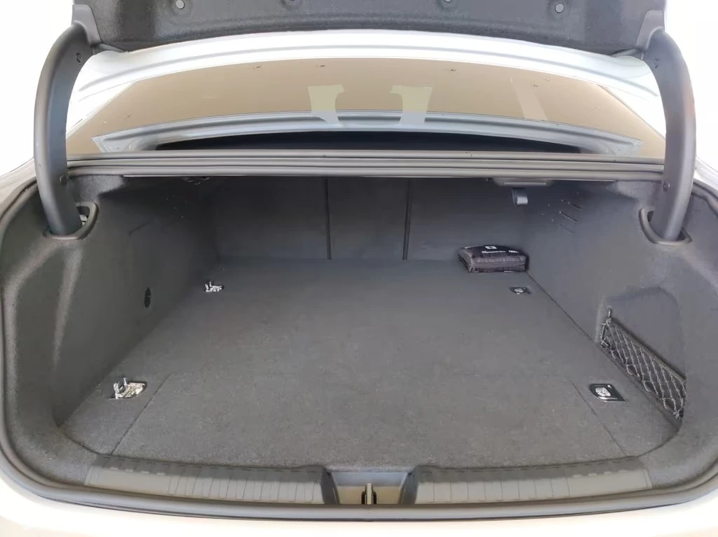 Audi A6 LIMOUSINE E- HYBRID QUATTRO S LINE , снимка 16 - Автомобили и джипове - 54467541