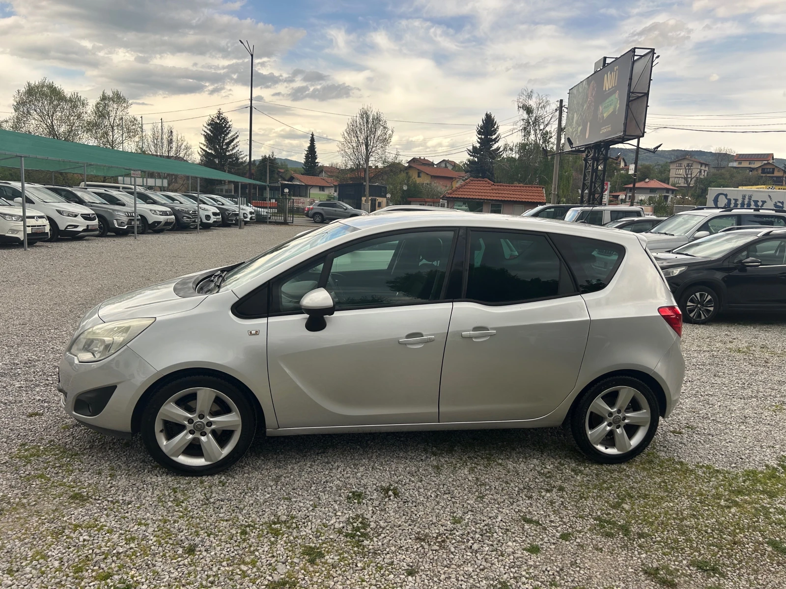 Opel Meriva 1.4I 16V EURO5A, снимка 4 - Автомобили и джипове - 54495501